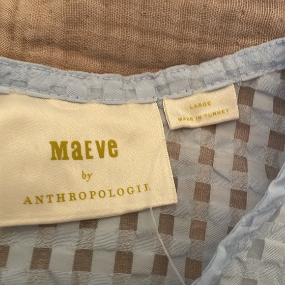 😍 NWT Anthropologie powder blue, mesh-like puffed sleeve top. L. Gorg!! - Picture 8 of 11